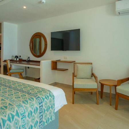 Voyager Beach Resort Mombasa Exterior photo