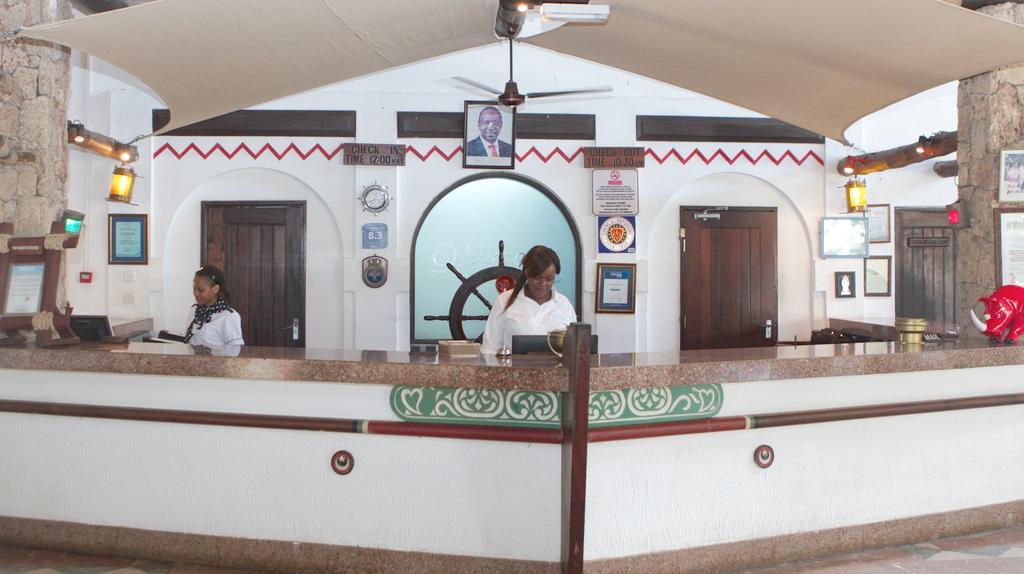 Voyager Beach Resort Mombasa Exterior photo