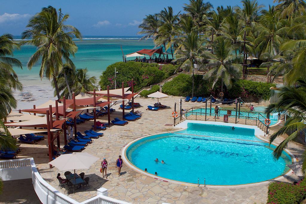 Voyager Beach Resort Mombasa Exterior photo