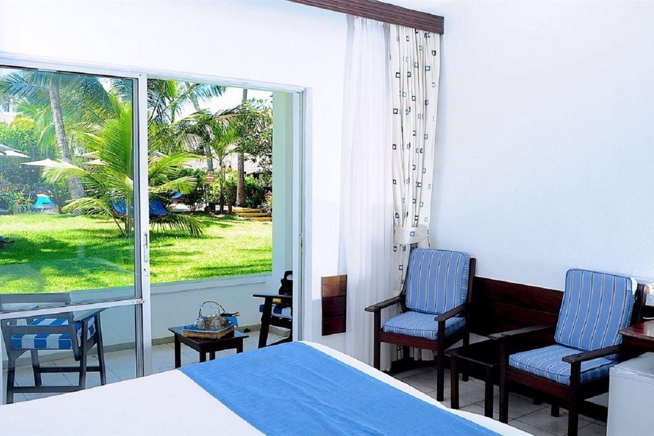 Voyager Beach Resort Mombasa Exterior photo